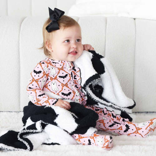CuddleLane™ Luxe Blankets | Bats