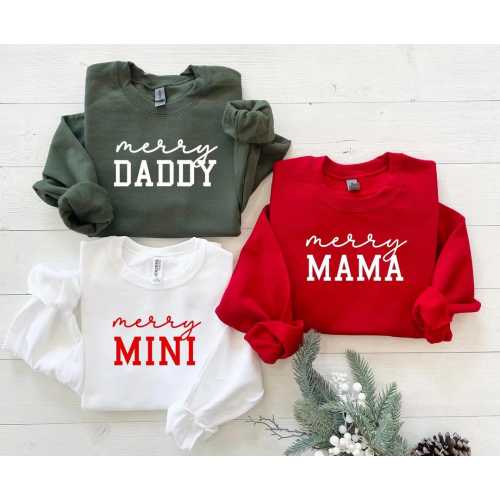 Family Christmas Sweaters - Mommy