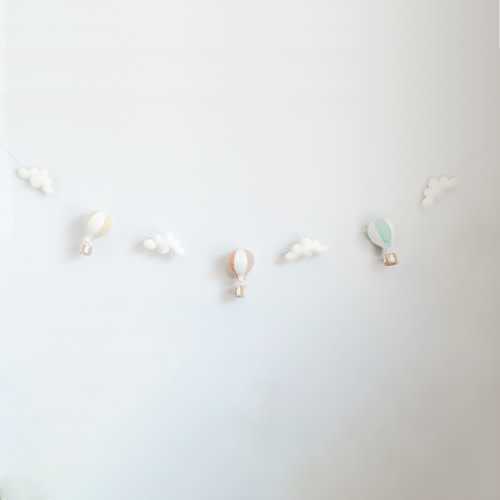 Nivas Garland - Hot Air Balloon