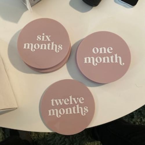 Colored Acrylic Milestone Cards for Baby Monthly Photos, Wavy or Circle Set, Boho Milestone Cards, Baby Shower Gift, Monthly Photo Prop