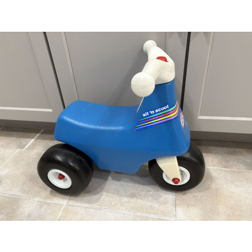 Vintage Little Tiles Sit &#039;n Scoot Ride-on Toddler Toy