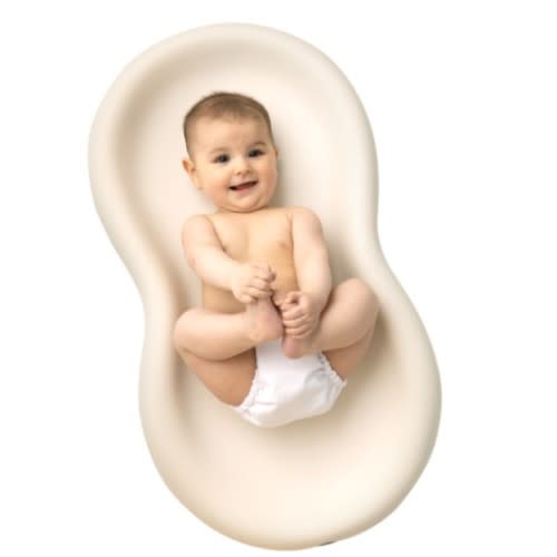 Keekaroo Peanut Changer in Vanilla