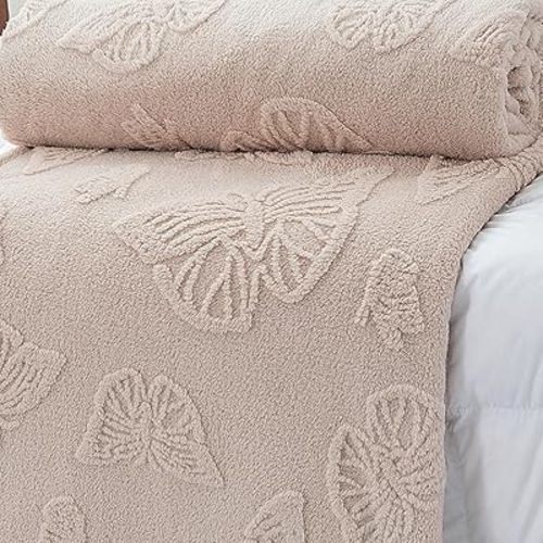 Flannel Butterfly Throw Blanket 3D Butterfly Super Soft Fluffy Lightweight Fleece Blanket for Sofa Chair Bed Camping Protecting The Sofa for All Seasons (Khaki, Twin 60 x 80 inch)