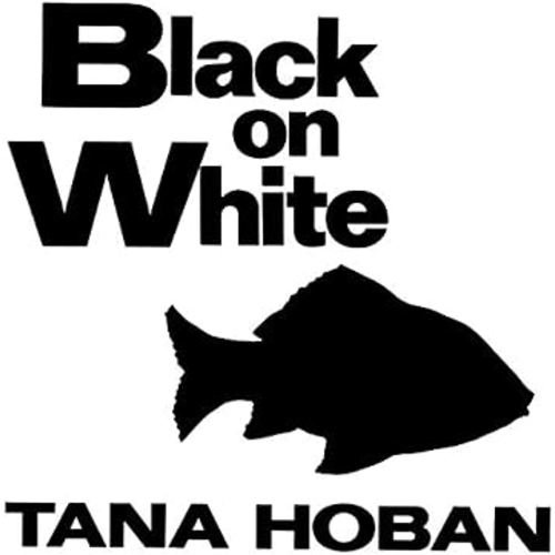 Black on White: A High Contrast Book For Newborns
