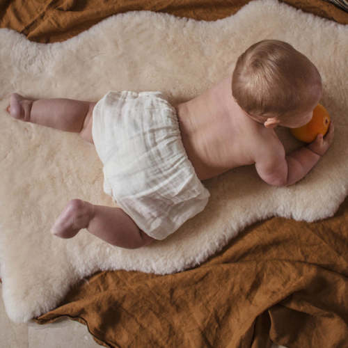 Merino Sheepskin Wrigglemat - Milk
      
      
       – MamaOwl