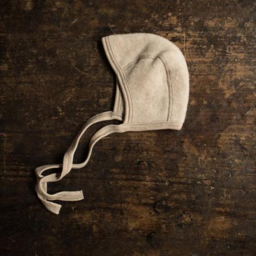 Piculet Baby Bonnet - Merino Wool Fleece - Sandstorm