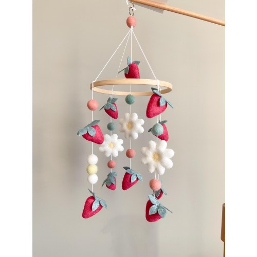 Strawberry baby girl mobile, Strawberry felt mobile, Strawberry crib mobile, Strawberry nursery mobile, Fruit baby girl mobile