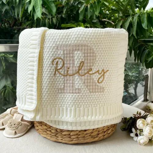 Personalized baby blanket, applique embroidered baby blanket with name, custom baby gifts