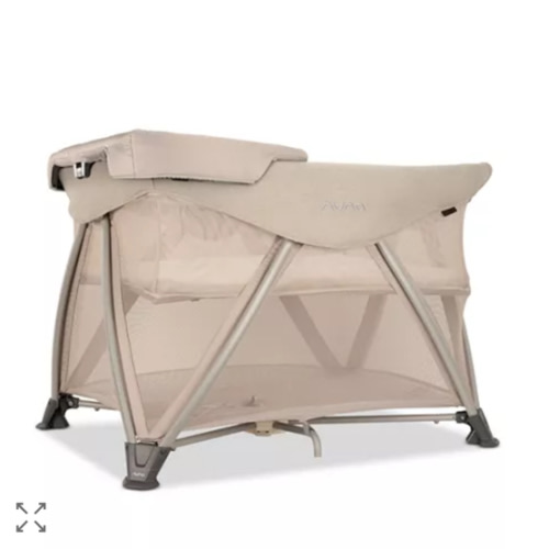 SENA™ aire Play Yard & Travel Crib + SENA™ series changer