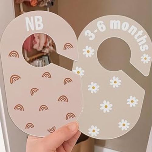 Amazon.com: eoscasely Baby Closet Divider, Baby Wardrobe Organizer, Double-Sided Minimalist Cute Design, Nursery Decor Clothes Hanger Dividers for Sorting 8 Sizes from Newborn to 12+ Months : Baby