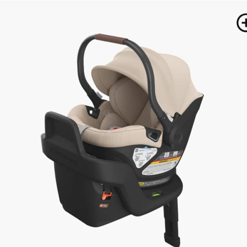 UPPA BABY aria car seat with base