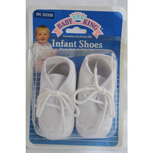 NEW Baby King Infant Lace Tie Up White Soft Shoes 2001 Bootie Vintage