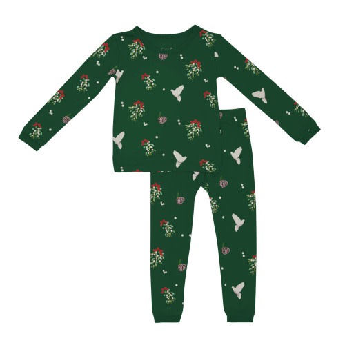 Long Sleeve Pajamas in Mistletoe