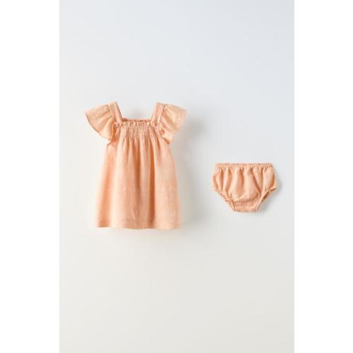 FOUR-PACK OF COLORFUL SOCKSGREEK DRESS AND BOTTOMSFLORAL DRESS WITH ELASTIC DETAILSAdded to your cart