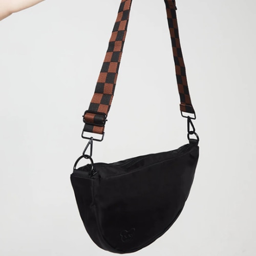 BLACK CROSSBODY BAG