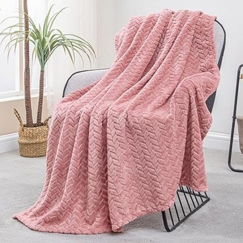 Exclusivo Mezcla Fleece Throw Blanket for Couch, 50x70 Inches Soft Cozy Jacquard Flannel Blankets, Lightweight Fuzzy Plush Warm Throws for Winter, Pink