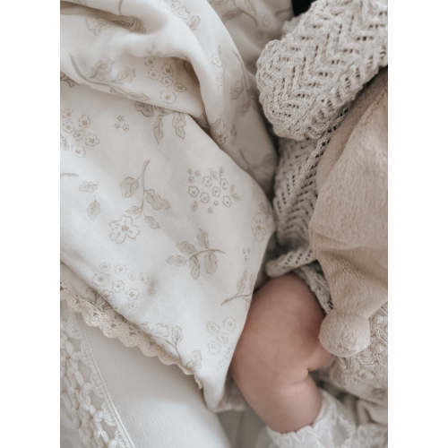 Serenity Floral 6 Layer Gauze Blanket