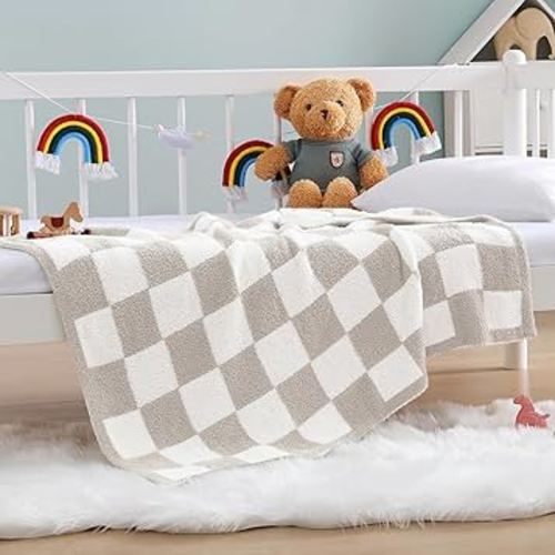 WRENSONGE Checkered Throw Blanket, Taupe Microfiber Soft Cozy Fluffy Warm Hand Made Throw Blankets for Couch, Sofa, Chair, Bed, Camping, Picnic, Travel Lightweight Bed Blanket - 30"*40"