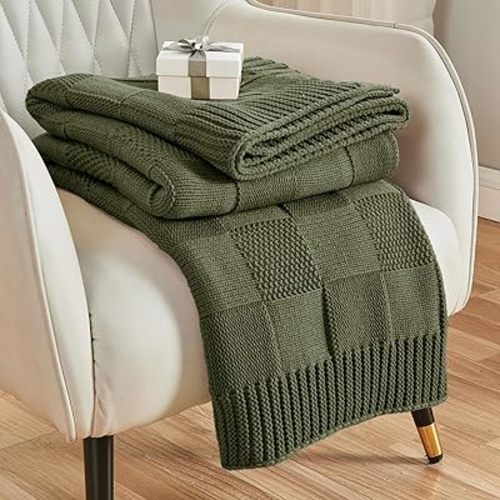 CozeCube Knit Throw Blanket,Olive Green Checkered Throw Blanket for Couch,Soft Cozy Warm Knitted Throw Blanket for Bed Sofa Living Room,Decorative Spring Fall Throw Blanket 50"X60",Olive Green