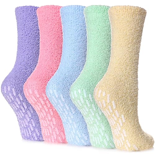 Yebing Non Slip Hospital Socks for Women with Grips Fuzzy Cozy Anti Skid Slipper Socks Winter Warm Soft Fluffy Sleep Socks