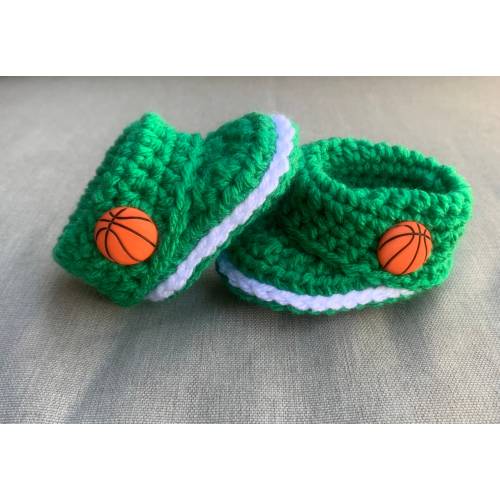 3-6 M Boston Celtics Baby, Basketball Shoes Baby, Baby Booties Crochet, Celtics Infant, Baby Booties, Newborn Booties, Newborn Baby Shoes