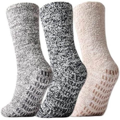 Ultra Thick Grip Fuzzy Hospital Socks