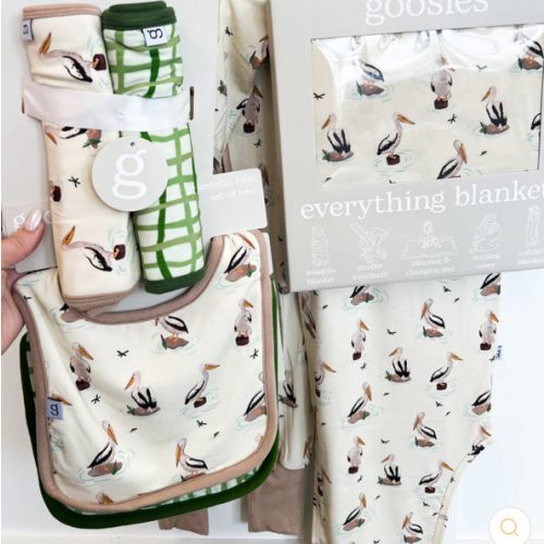 Pelican Bib Set