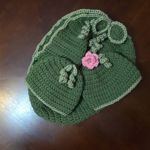 Crochet Pea In A Pod Cocoon