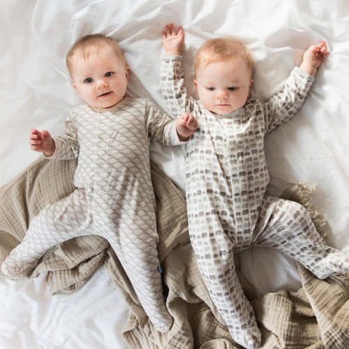 good morning magnetic footie - 2 pack
– Simply Magnetic Me