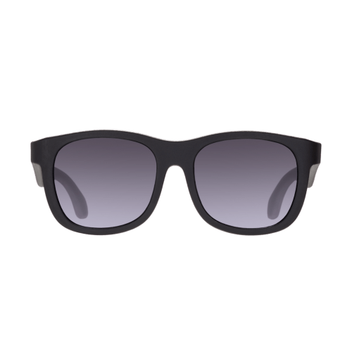 Jet Black Navigator | Smoke Polarized Lens
– Babiators Sunglasses