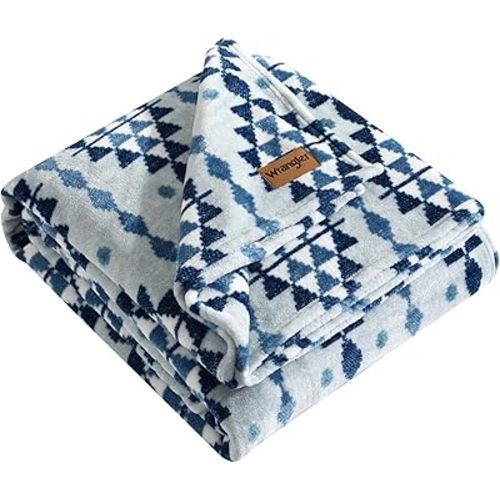 Wrangler - Queen Blanket, Ultra Soft Plush Fleece Bedding, Yellowstone Inspired, Cozy Home Decor for Bed or Couch (Westin Blue, Queen)