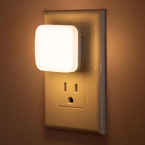 LED Night Lights Plug into Wall, 4 Pack Nightlights With Light Sensor Dusk to Dawn, 0.3W Square Plug in Night Light for Kids, 3000K Warm White Night Light for Bathroom Bedroom Kitchen, Night Lights
