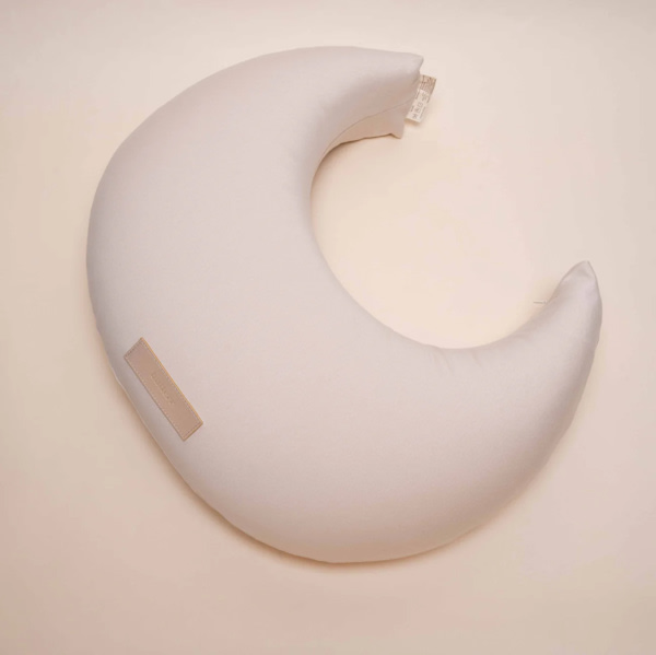 Butterr Nursing Pillow in Natural
