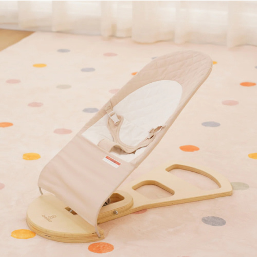 Avenlur Fir Wooden Baby Bouncer – Foldable Infant Rocker with Arch