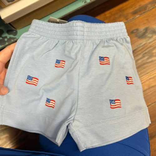 USA Shorts. Size: 18M