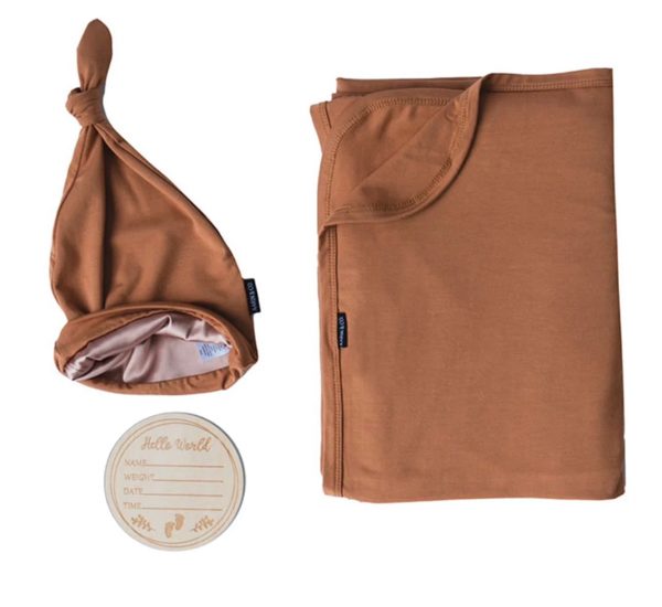 Newborn Swaddle Gift Set-Camel – Aarin & Co.