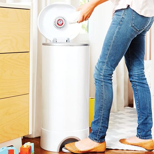 Munchkin® Step™ Diaper Pail Powered by Arm & Hammer, 1 in Odor Control, Award-Winning, Includes 1 Snap, Seal & Toss™ Bag, 1 Starter Refill Ring, and 4 Puck™ Baking Soda Cartridges - Diaper Pail + 3pk Puck