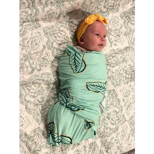 Leaves of lorien / Lord of the Rings / one ring / Baby Swaddle / Baby Blanket /Machine Washable