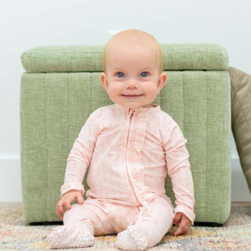 Ruffle Footie