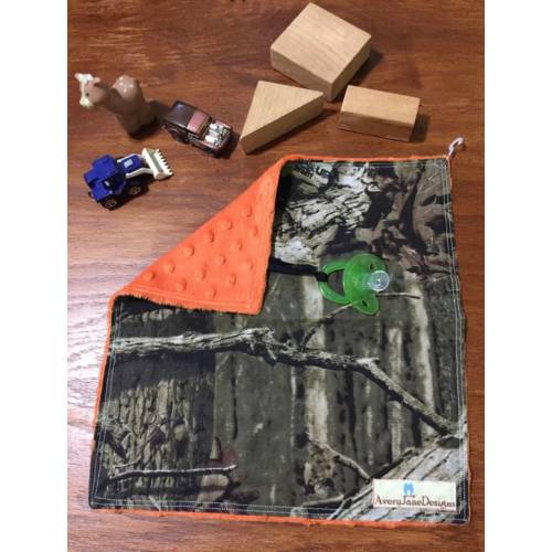 Hunters Camo Lovey Binky Blankie , personalized paci clip, unique gifts for baby, security blanket pacifier holder, real tree camo baby item