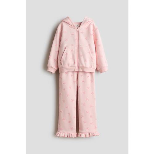 2-PIECE PRINTED SWEATSHIRT AND JOGGERS SET