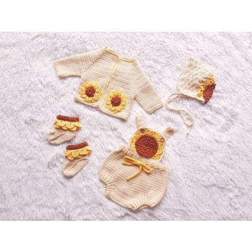 Organic cotton sunflower baby clothes set, sunflower cardigan, bloomers & bonnet