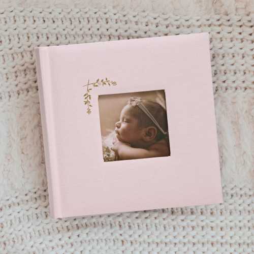 Linen Photo Album with Window 8.6" x 8.6" - 200 Pockets for 4x6 photos plus writing space - Pink with Gold Stamping