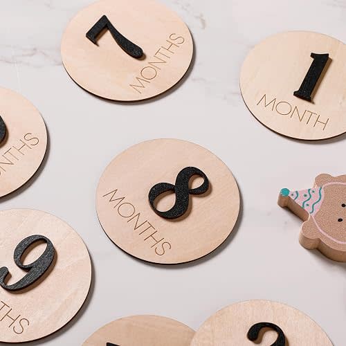 Baby Milestone Sign, Wooden Monthly Milestone, 3D Newborn Photography Props (Black Number)