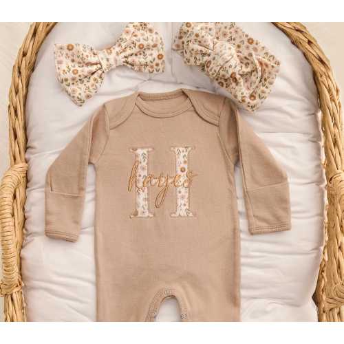 Baby Girl Coming Home Outfit Beige, Baby Shower Gift, Newborn Baby Girl Outfit Floral Personalized, Baby Girl Hospital Going Home Outfit