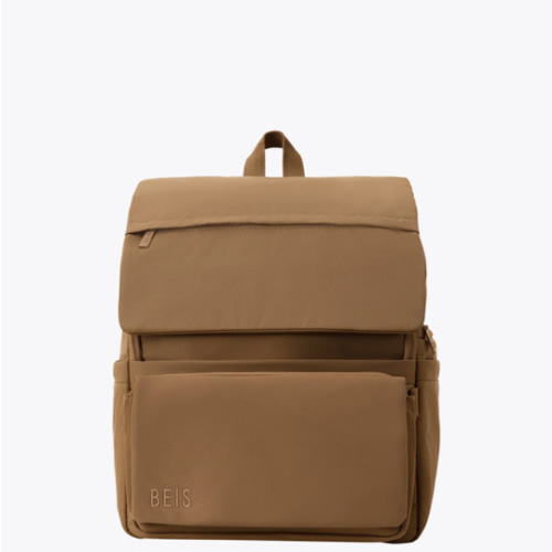 BÉIS 'The Ultimate Diaper Backpack' in Camel - Diaper Bag Backpack in Camel Brown