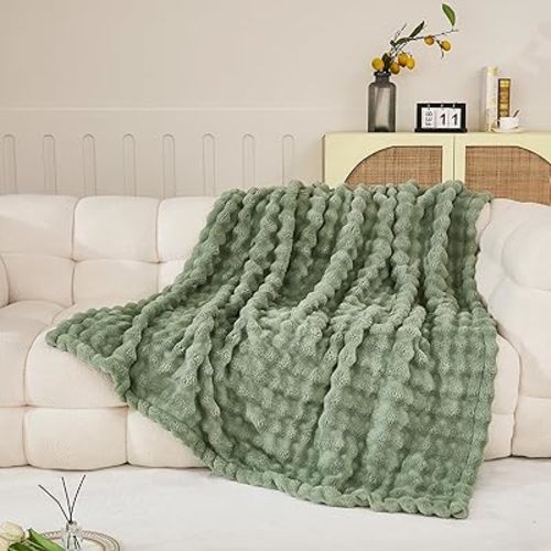 PUMEI Fleece Blanket - Throw Blanket for Couch 60"*80" Sage Green, Luxury Bubble Fluffy Blanket Plush Twin Blanket, Cozy blanket for Bed, Soft Warm Fuzzy Blanket Extra large Blanket for All Season Use