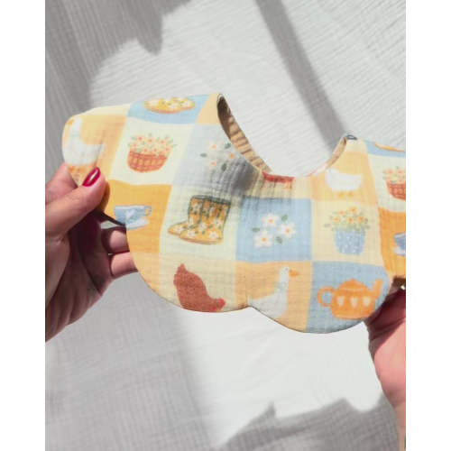 Organic Muslin 7-Layer Dribble Bib - Bloom Barn/Brown Gingham