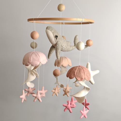 Pastel ocean crib mobile – felt whale, jellyfish, and starfish – handmade nursery decor, eco-friendly baby gift, neutral baby shower idea