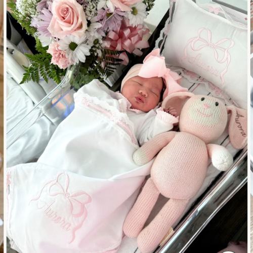 FOREVER BOW PILLOW & BLANKET- LIMITED EDITION – Caprilina